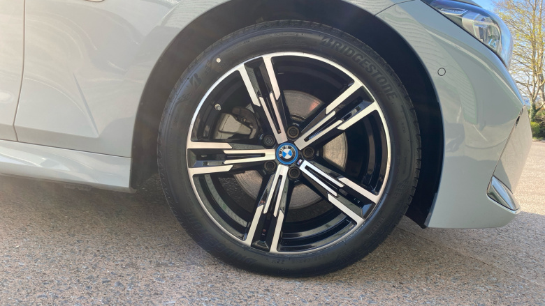 BMW 3 Series 330e M Sport 4dr Step Auto Saloon